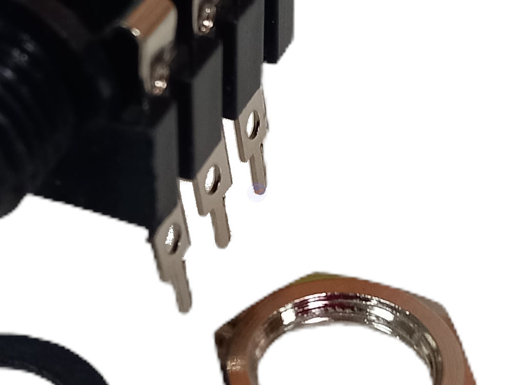 65mm-stereo-insulated-dpst-switched-audio-socket-4_SN0SMVP3W0HK.jpg