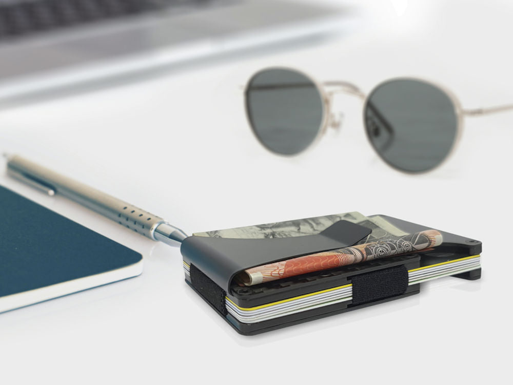RFID Blocker Carbon Fibre and Aluminum Card Holder
